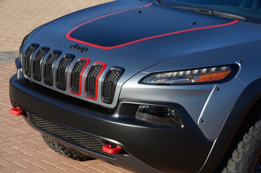  Jeep Cherokee Dakar Concept 2014 года  (фото 4 из 8)